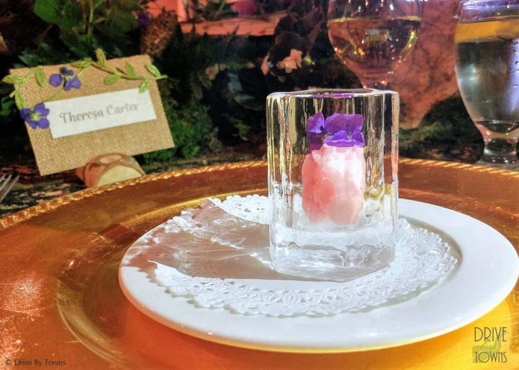 Intermezzo of sorbet made with violets